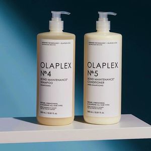 Olaplex No. 4 Bond Maintenance Shampoo & No. 5 Bond Maintenance Conditioner Set